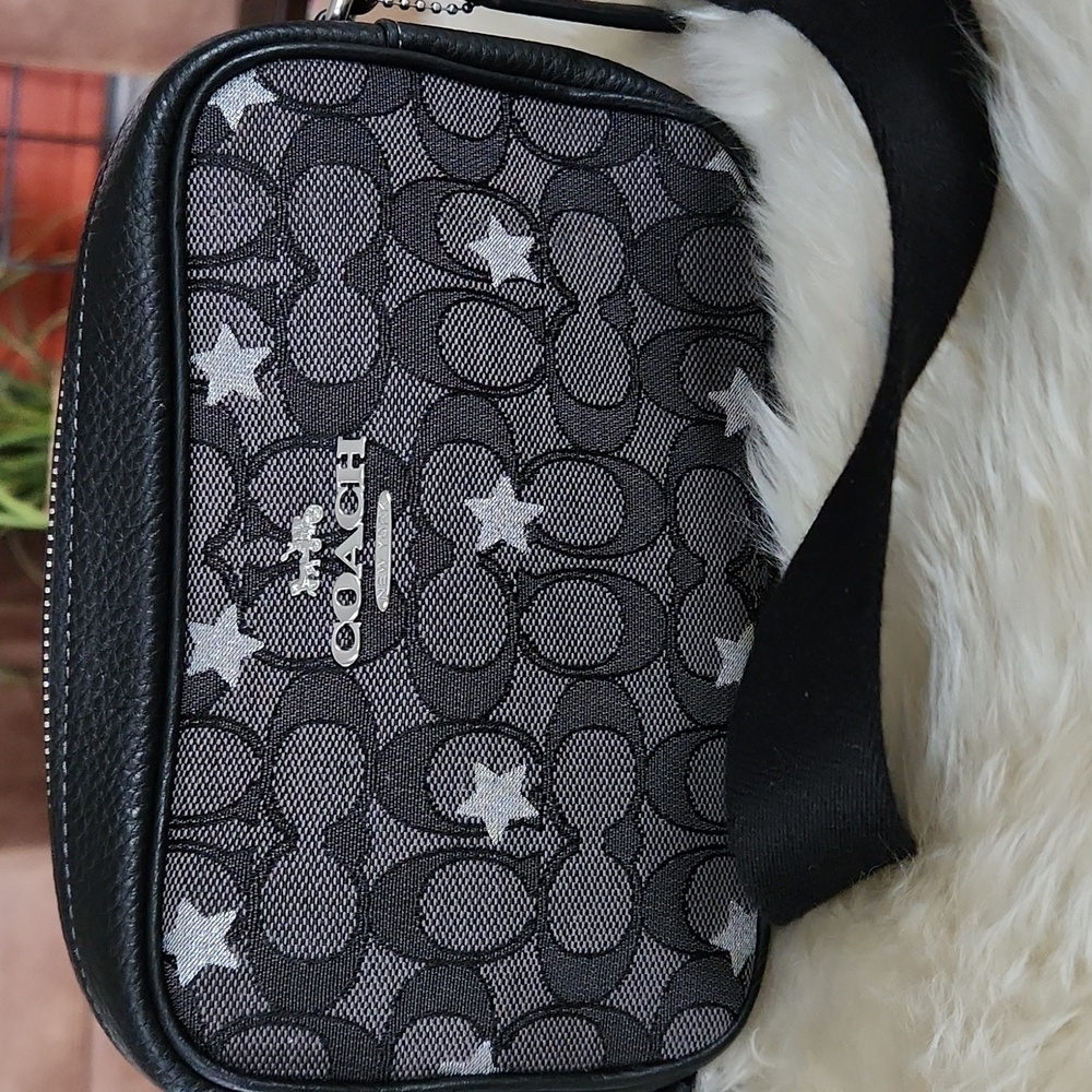 Gorgeous NWT Coach Star Emblem Jacquard Signature Mini Jamie Crossbody 🖤⭐️🎁 - Picture 15 of 16